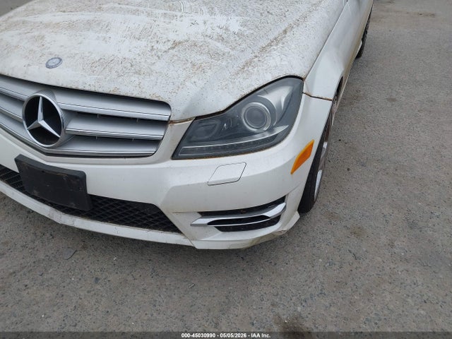 Aukcja sprzedaży 2013 Mercedes-benz C 250 Sport, vin: WDDGF4HB3DR270924, numer aukcji: 45030990