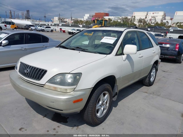 45031012 :رقم المزاد ، JT6GF10U7Y0055683 vin ، 2000 Lexus Rx 300 مزاد بيع