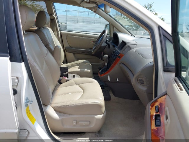 45031012 :رقم المزاد ، JT6GF10U7Y0055683 vin ، 2000 Lexus Rx 300 مزاد بيع