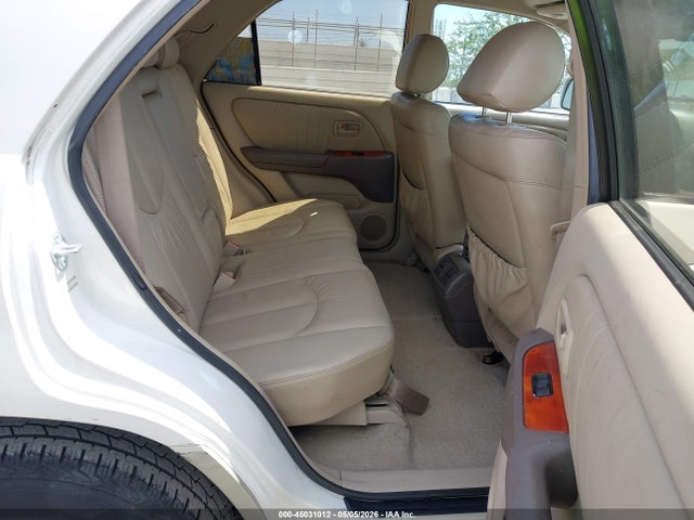 45031012 :رقم المزاد ، JT6GF10U7Y0055683 vin ، 2000 Lexus Rx 300 مزاد بيع