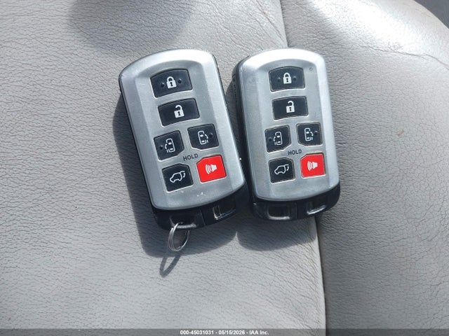 Aukcja sprzedaży 2011 Toyota Sienna Xle, vin: 5TDDK3DC5BS020293, numer aukcji: 45031031