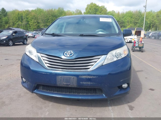 Aukcja sprzedaży 2011 Toyota Sienna Xle, vin: 5TDDK3DC5BS020293, numer aukcji: 45031031