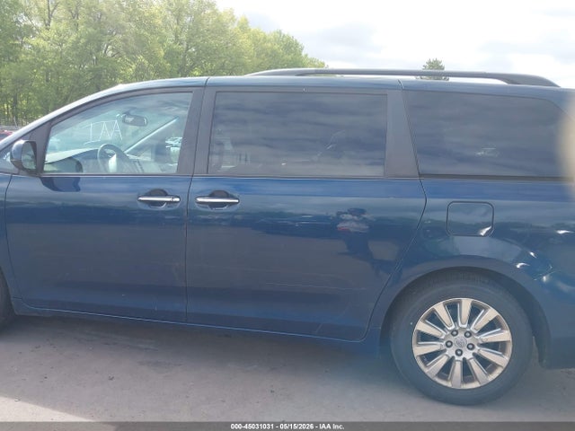 Aukcja sprzedaży 2011 Toyota Sienna Xle, vin: 5TDDK3DC5BS020293, numer aukcji: 45031031