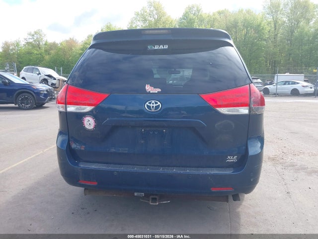 Aukcja sprzedaży 2011 Toyota Sienna Xle, vin: 5TDDK3DC5BS020293, numer aukcji: 45031031
