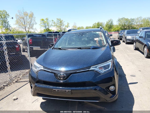 45031033 :رقم المزاد ، JTMDFREV9JJ185427 vin ، 2018 Toyota Rav4 Limited مزاد بيع