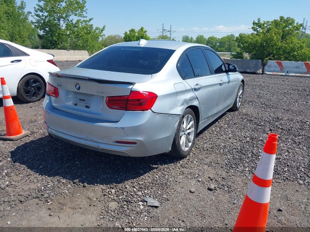 Продажа на аукционе авто 2017 Bmw 320i Xdrive, vin: WBA8E5G39HNU44622, номер лота: 45031043