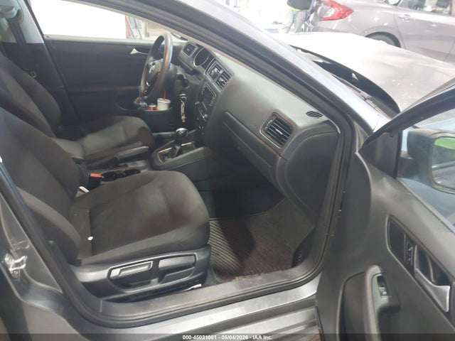 45031081 :رقم المزاد ، 3VW267AJ3GM399188 vin ، 2016 Volkswagen Jetta 1.4t S مزاد بيع