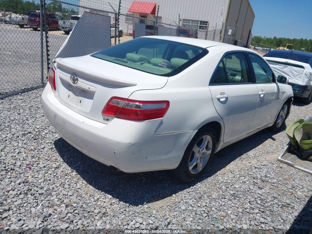 45031093 :رقم المزاد ، 4T1BE46K47U549922 vin ، 2007 Toyota Camry Le مزاد بيع