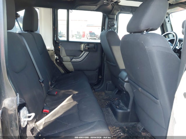 45031099 :رقم المزاد ، 1C4BJWDGXFL657878 vin ، 2015 Jeep Wrangler Unlimited Sport مزاد بيع