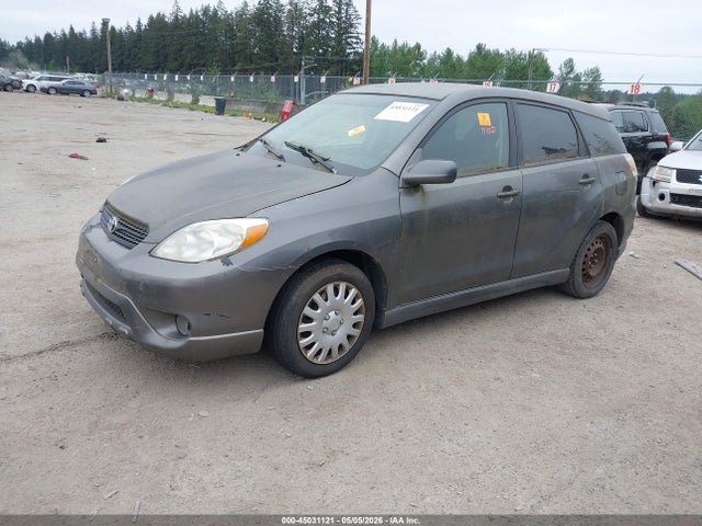 45031121 :رقم المزاد ، 2T1KR32E58C717262 vin ، 2008 Toyota Matrix Xr مزاد بيع