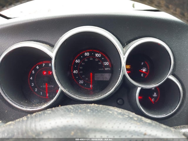 45031121 :رقم المزاد ، 2T1KR32E58C717262 vin ، 2008 Toyota Matrix Xr مزاد بيع