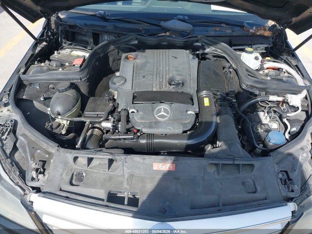 2012 Mercedes-benz C 250 Sport მანქანა იყიდება აუქციონზე, vin: WDDGF4HB1CR215807, აუქციონის ნომერი: 45031202
