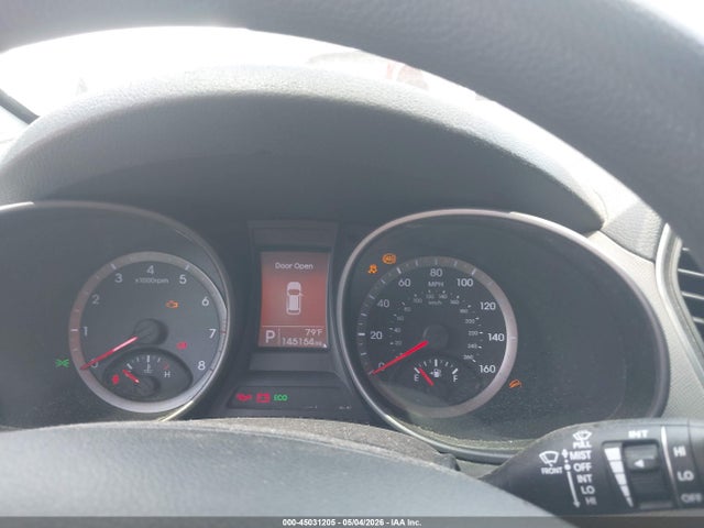Продаж на аукціоні авто 2016 Hyundai Santa Fe Sport 2.4l, vin: 5XYZT3LB6GG319663, номер лоту: 45031205