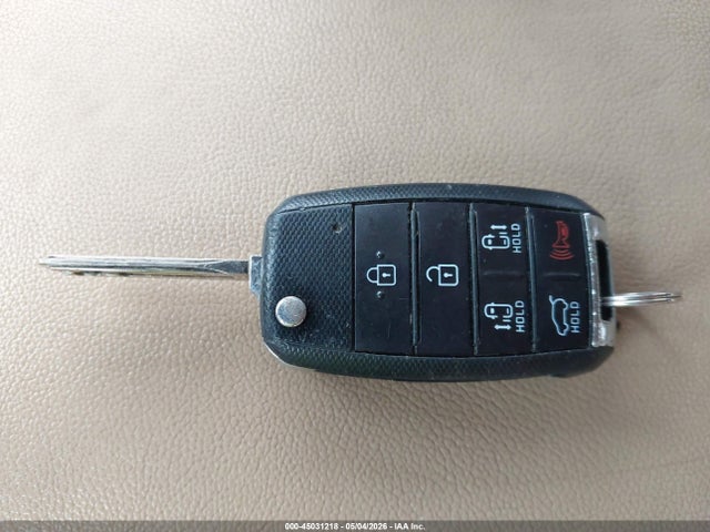 Продаж на аукціоні авто 2016 Kia Sedona Lx, vin: KNDMB5C14G6120310, номер лоту: 45031218