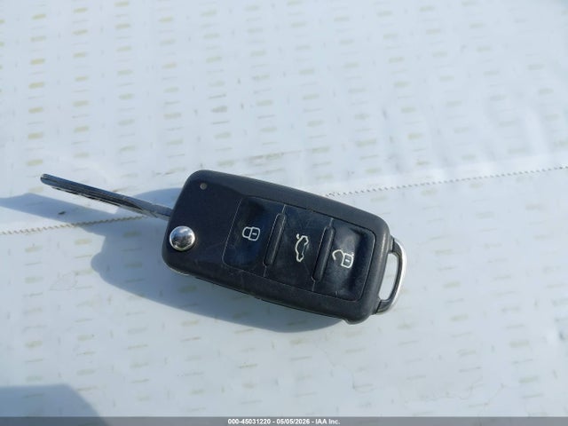 45031220 :رقم المزاد ، 1VWBP7A34DC051847 vin ، 2013 Volkswagen Passat 2.5l Se مزاد بيع