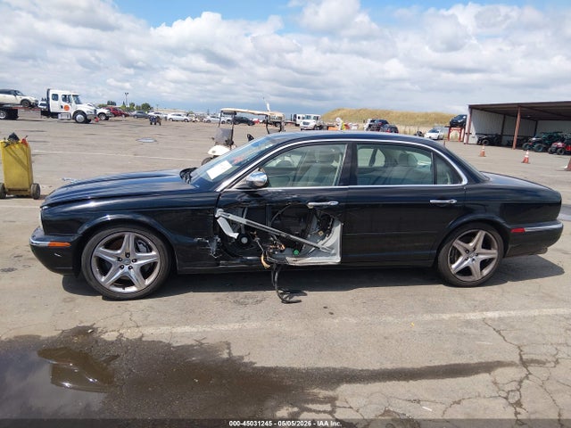 45031245 :رقم المزاد ، SAJWA82B45TG41120 vin ، 2005 Jaguar Xj Super V8 مزاد بيع