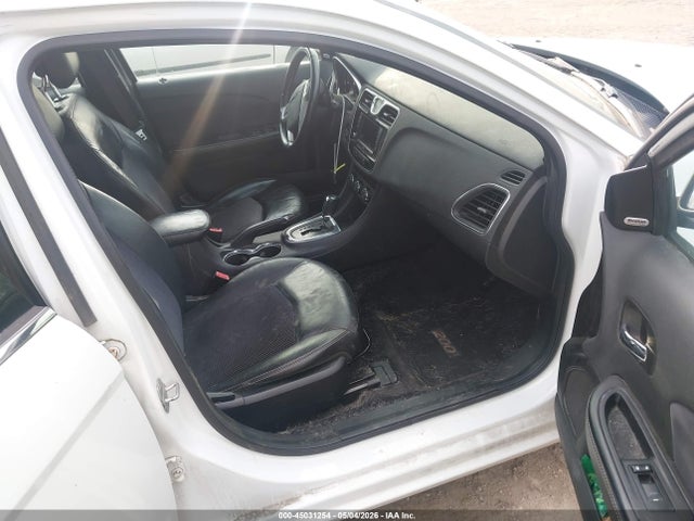 Продаж на аукціоні авто 2014 Chrysler 200 Limited, vin: 1C3CCBCG7EN135855, номер лоту: 45031254
