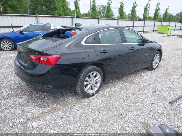 1G1ZD5STXSF140999 Chevrolet Malibu Fwd 1lt