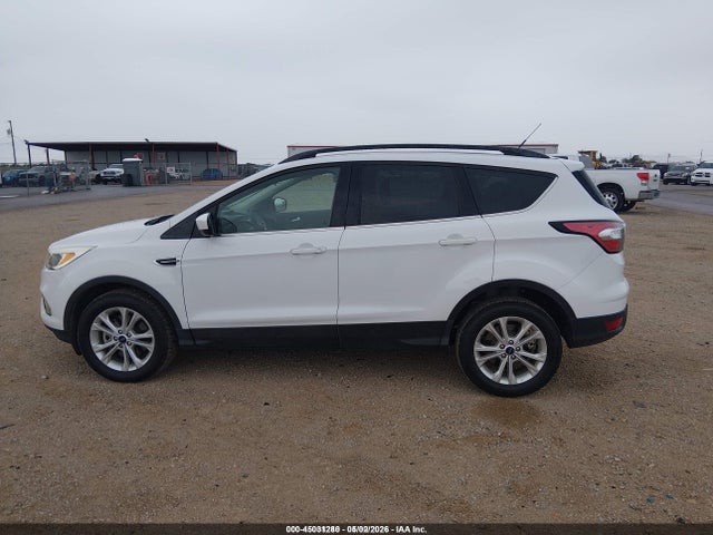 Продаж на аукціоні авто 2018 Ford Escape Se, vin: 1FMCU9GD2JUD08744, номер лоту: 45031280