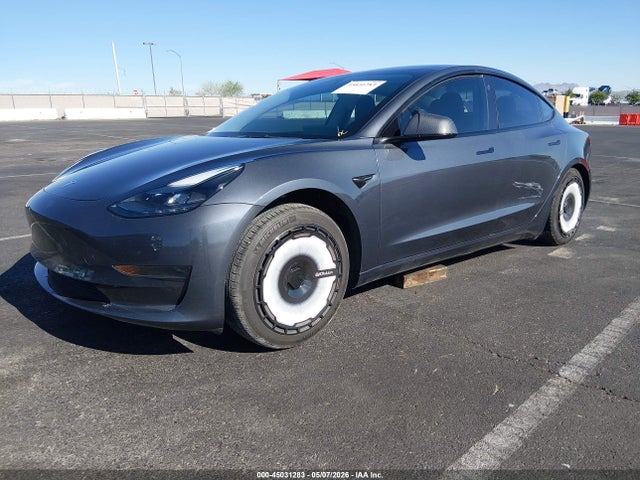 Tesla Model 3 Rear-wheel Drive 2023 5YJ3E1EA3PF420515 Image 2