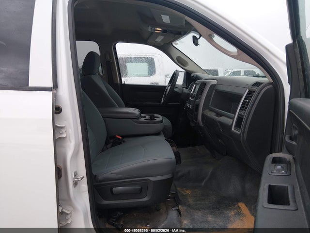 Продажа на аукционе авто 2018 Ram 1500 Tradesman  4x2 5'7 Box, vin: 1C6RR6KG2JS303627, номер лота: 45031290
