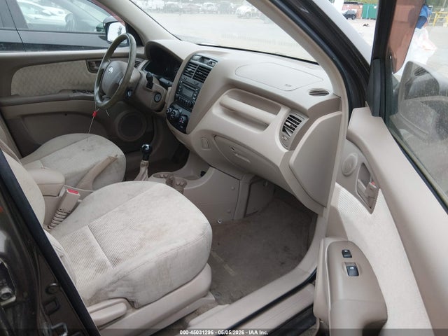 2007 Kia Sportage Lx მანქანა იყიდება აუქციონზე, vin: KNDJE724677426260, აუქციონის ნომერი: 45031296