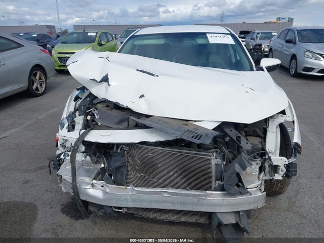 2HGFC2F56JH531086 Honda Civic Lx