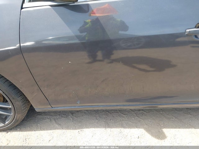 45031329 :رقم المزاد ، 1G11E5SA9DF240815 vin ، 2013 Chevrolet Malibu 2lt مزاد بيع