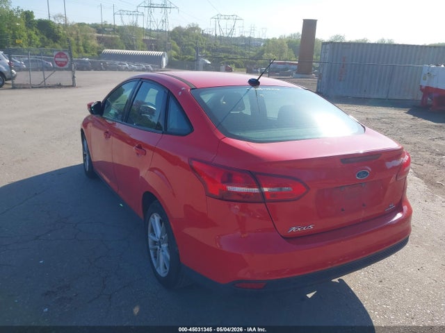 45031345 :رقم المزاد ، 1FADP3F21FL316723 vin ، 2015 Ford Focus Se مزاد بيع