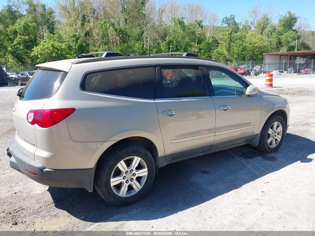 45031346 :رقم المزاد ، 1GNKRGED1BJ102222 vin ، 2011 Chevrolet Traverse 1lt مزاد بيع