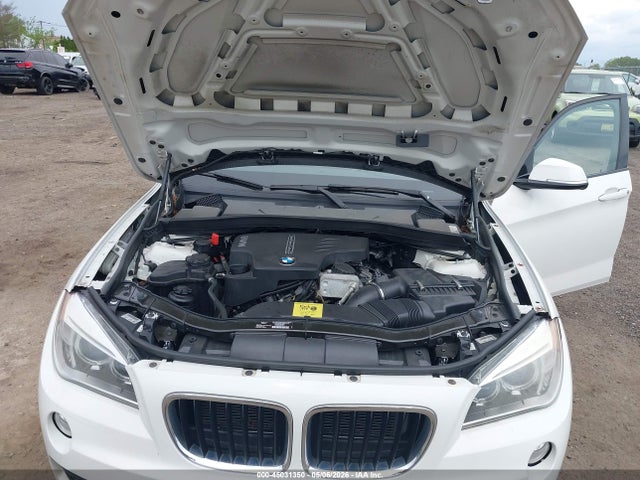2014 Bmw X1 Xdrive28i მანქანა იყიდება აუქციონზე, vin: WBAVL1C51EVY23019, აუქციონის ნომერი: 45031350