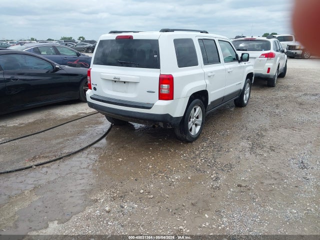 2016 Jeep Patriot Latitude მანქანა იყიდება აუქციონზე, vin: 1C4NJRFB0GD718313, აუქციონის ნომერი: 45031364