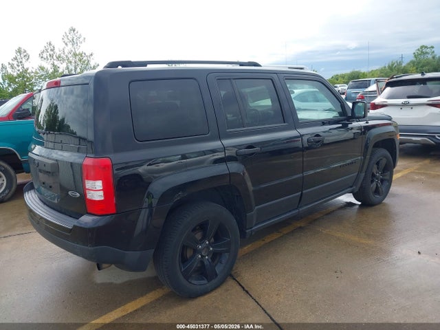 45031377 :رقم المزاد ، 1C4NJPBA3FD387419 vin ، 2015 Jeep Patriot Altitude Edition مزاد بيع