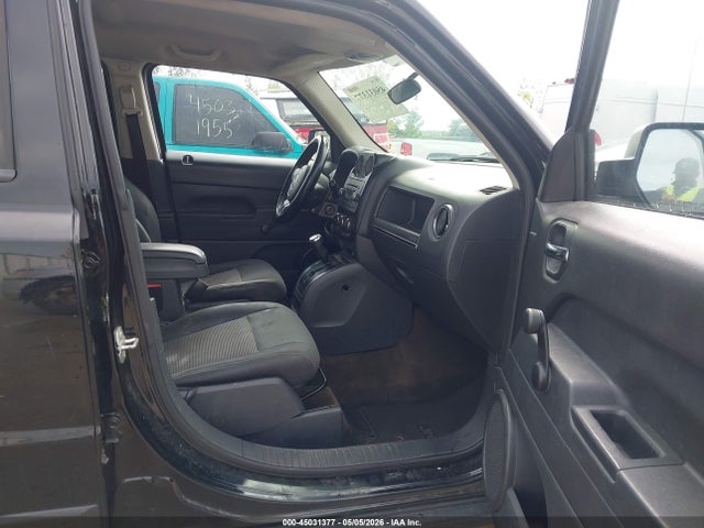 45031377 :رقم المزاد ، 1C4NJPBA3FD387419 vin ، 2015 Jeep Patriot Altitude Edition مزاد بيع