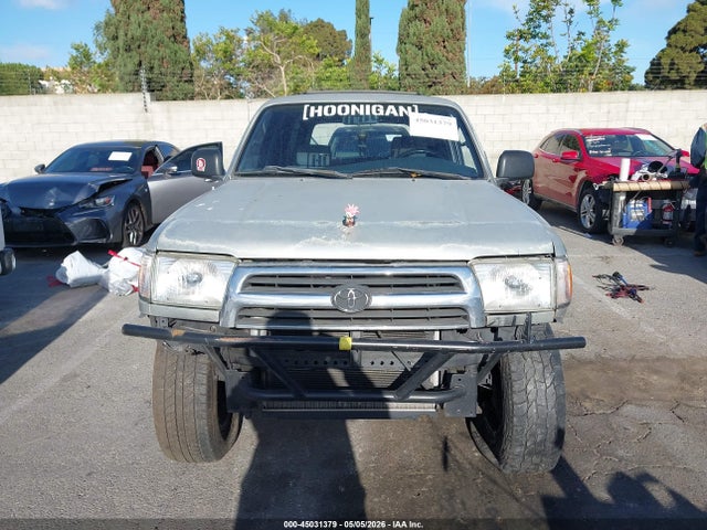 45031379 :رقم المزاد ، JT3GM84RXX0036917 vin ، 1999 Toyota 4runner مزاد بيع