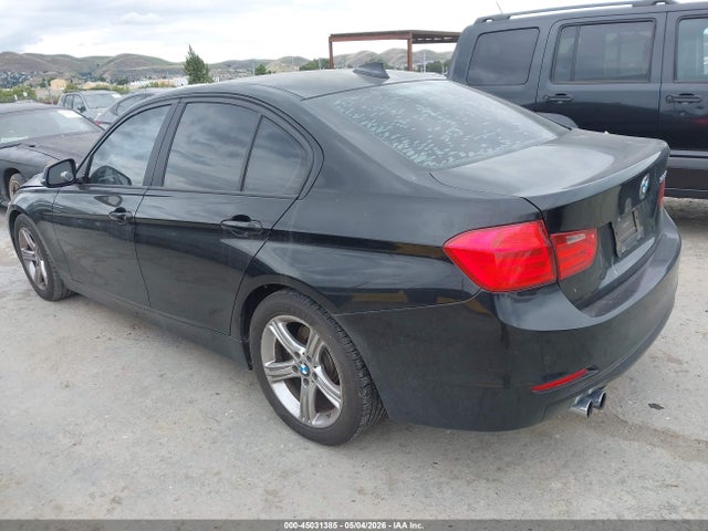 2013 Bmw 328i მანქანა იყიდება აუქციონზე, vin: WBA3C1C56DF442508, აუქციონის ნომერი: 45031385