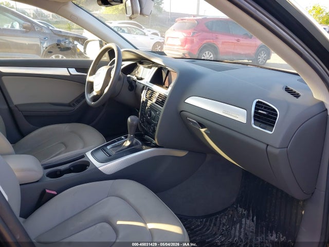 2011 Audi A4 2.0t Premium მანქანა იყიდება აუქციონზე, vin: WAUFFAFL5BN013717, აუქციონის ნომერი: 45031429