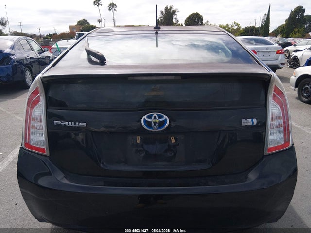 45031437 :رقم المزاد ، JTDKN3DUXE0360148 vin ، 2014 Toyota Prius Three مزاد بيع