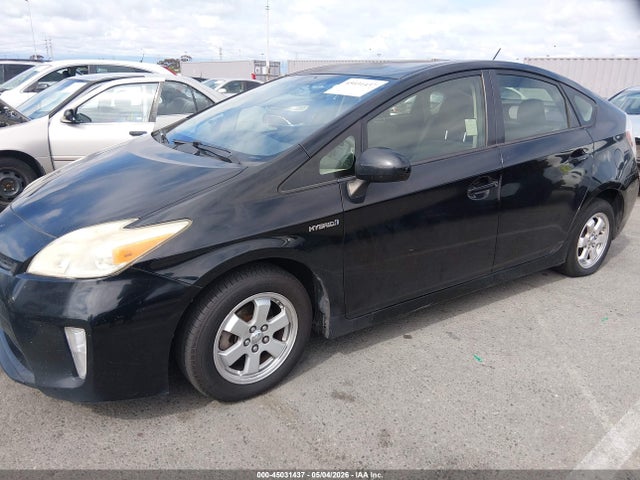 Toyota Prius Three 2014 JTDKN3DUXE0360148 Image 6
