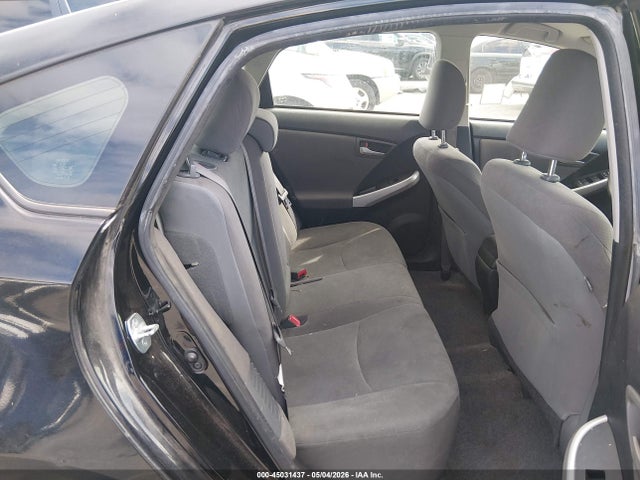 Toyota Prius Three 2014 JTDKN3DUXE0360148 Image 8