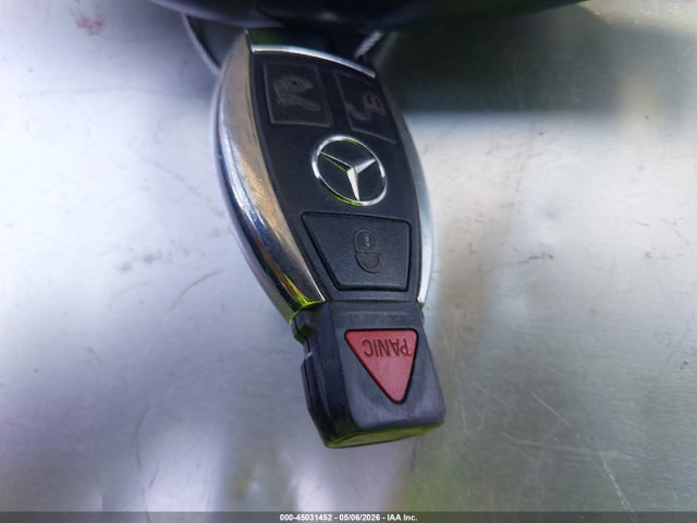 Продажа на аукционе авто 2012 Mercedes-benz C 250 Luxury/sport, vin: WDDGF4HB6CR200896, номер лота: 45031452