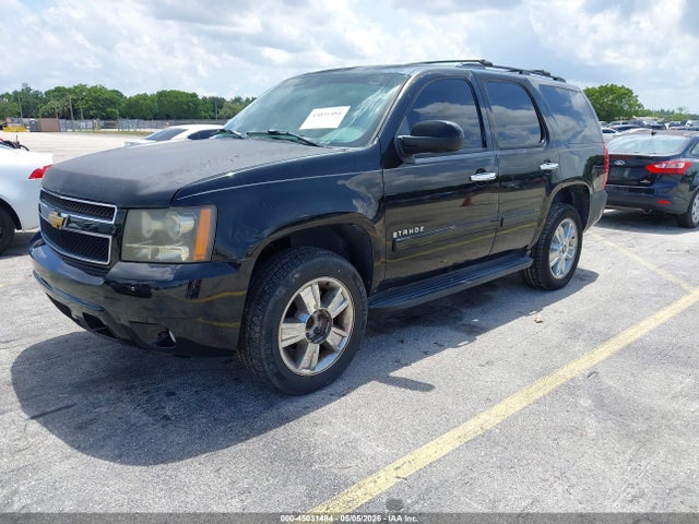 45031484 :رقم المزاد ، 1GNFC13018R110833 vin ، 2008 Chevrolet Tahoe Lt مزاد بيع