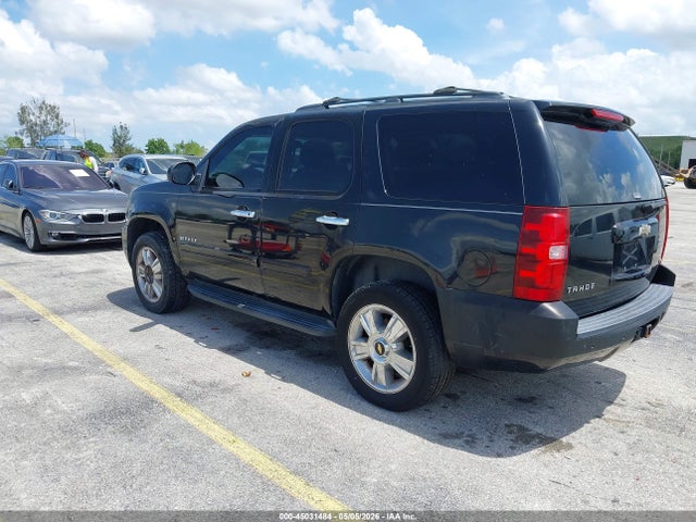 45031484 :رقم المزاد ، 1GNFC13018R110833 vin ، 2008 Chevrolet Tahoe Lt مزاد بيع