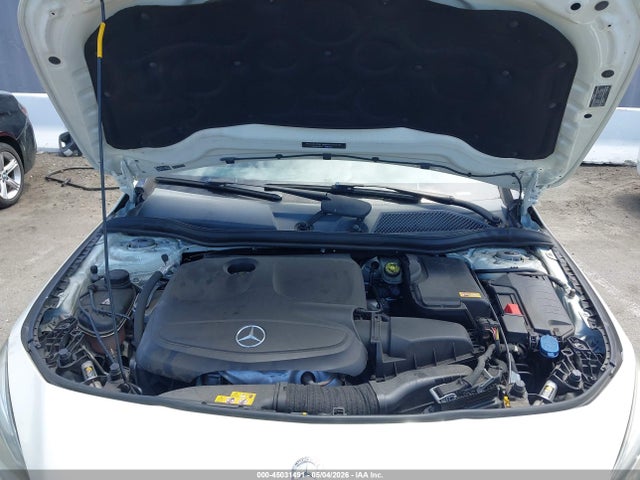 Продажа на аукционе авто 2015 Mercedes-benz Cla 250, vin: WDDSJ4EB5FN186143, номер лота: 45031491