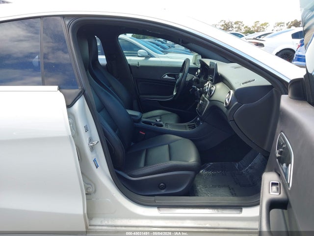 Продажа на аукционе авто 2015 Mercedes-benz Cla 250, vin: WDDSJ4EB5FN186143, номер лота: 45031491