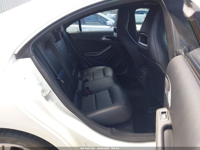 Продажа на аукционе авто 2015 Mercedes-benz Cla 250, vin: WDDSJ4EB5FN186143, номер лота: 45031491