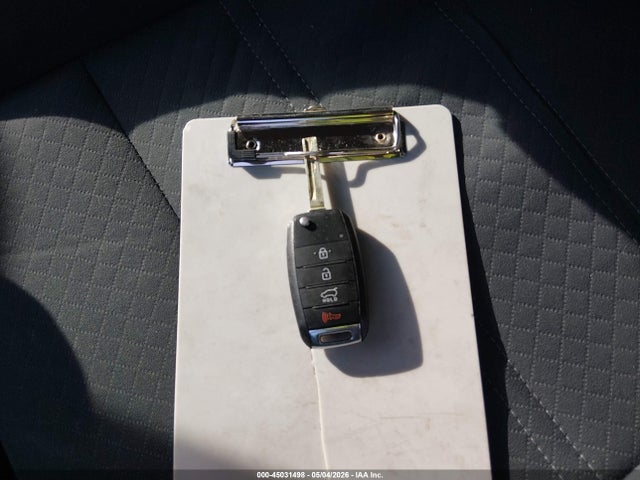45031498 :رقم المزاد ، 5XYPGDA55GG180625 vin ، 2016 Kia Sorento 3.3l Lx مزاد بيع
