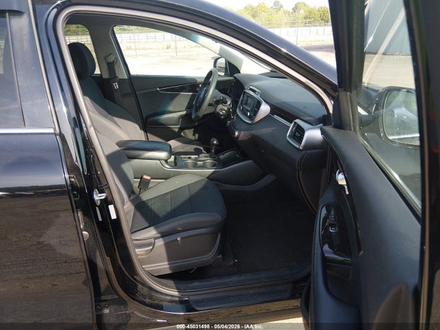 45031498 :رقم المزاد ، 5XYPGDA55GG180625 vin ، 2016 Kia Sorento 3.3l Lx مزاد بيع