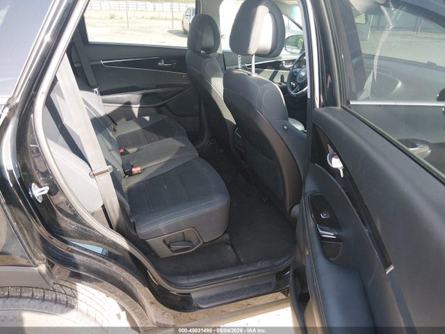 45031498 :رقم المزاد ، 5XYPGDA55GG180625 vin ، 2016 Kia Sorento 3.3l Lx مزاد بيع