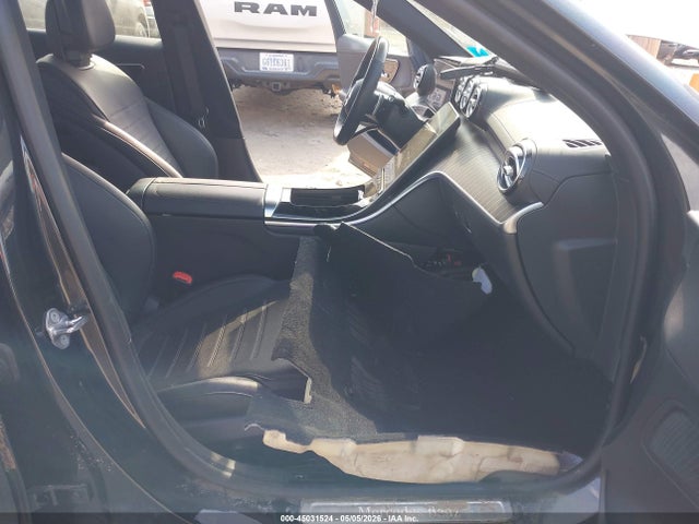 45031524 :رقم المزاد ، W1KAF4HB7NR044943 vin ، 2022 Mercedes-benz C 300 4matic مزاد بيع